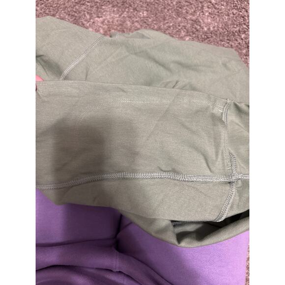 NWT Old Navy Active Plus Size Green Cropped Leggings Women's Size 4X - Picture 5 of 5